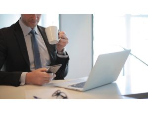 Jak nagrywać ekran na iPhonie 12