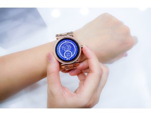 Jego obecna nazwa to Wear OS