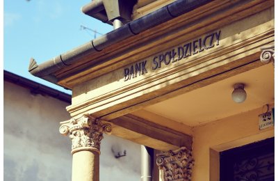 Czy można podłączyć słuchawki Airpods do PS4