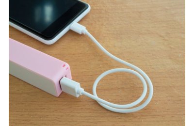 Czy powerbank 5000 mAh jest dobry?